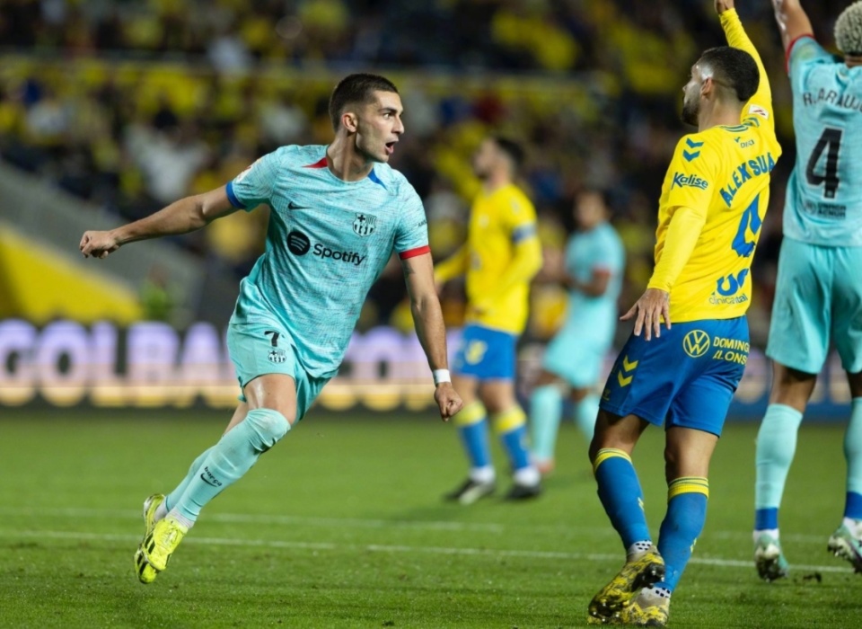 开云在线平台-集结日意大利杯传出新动向；巴塞罗那篮板制胜；管理层表态：态度坚定；资深球员宣示担当(范巴斯滕眼中意大利最强后卫是谁)