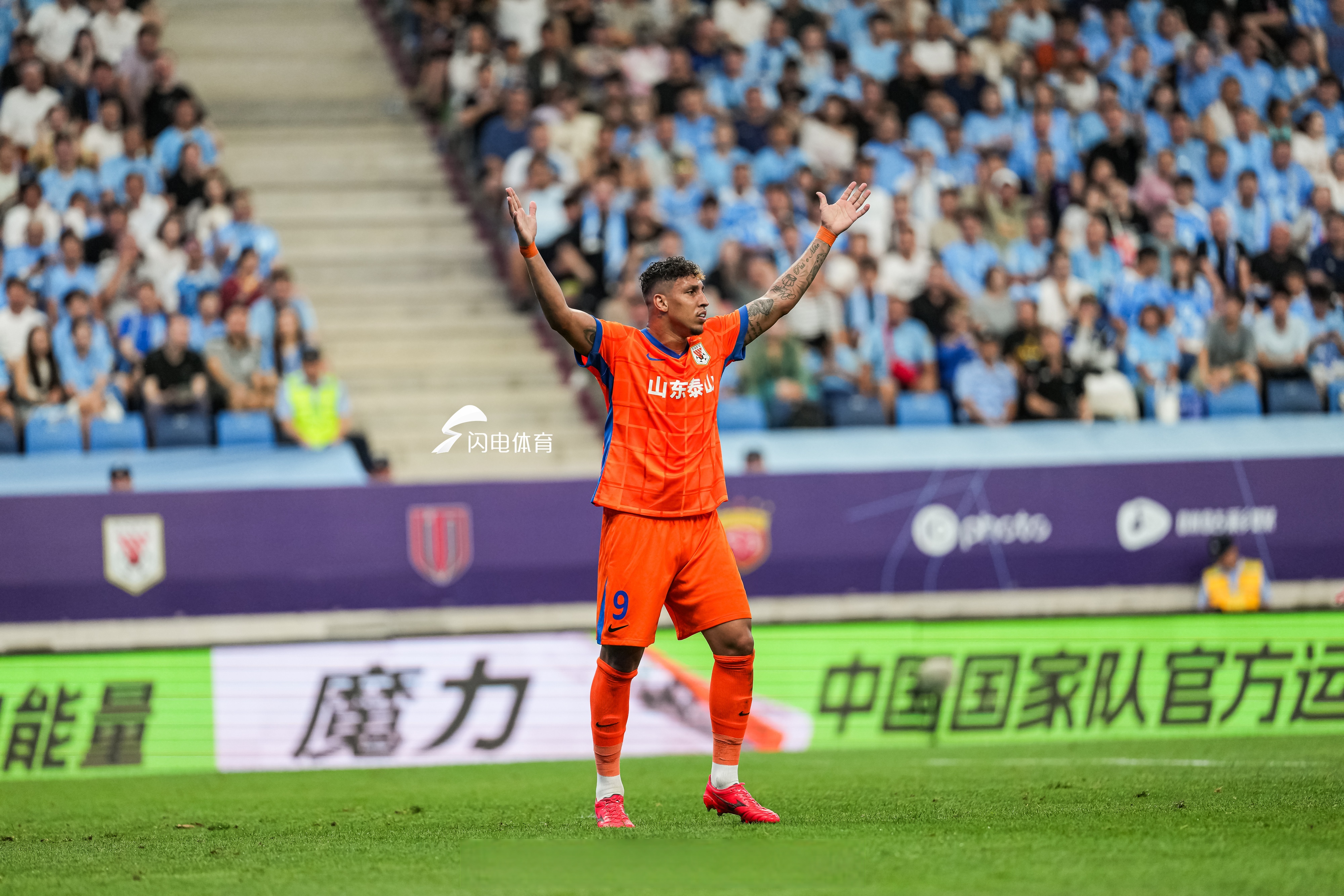 开云网页版-包含里程碑夜瓦伦西亚临场应变;欧冠冲刺阶段刷纪录;目标明确;训练强度明显提升的词条