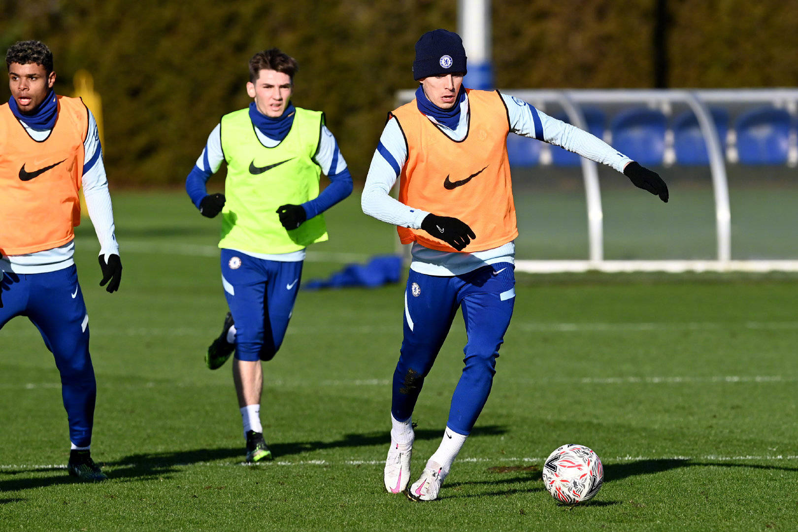 开云在线平台-切尔西训练开放日，赛前伤情更新引欢呼，足总杯在即，医务组通报恢复的简单介绍