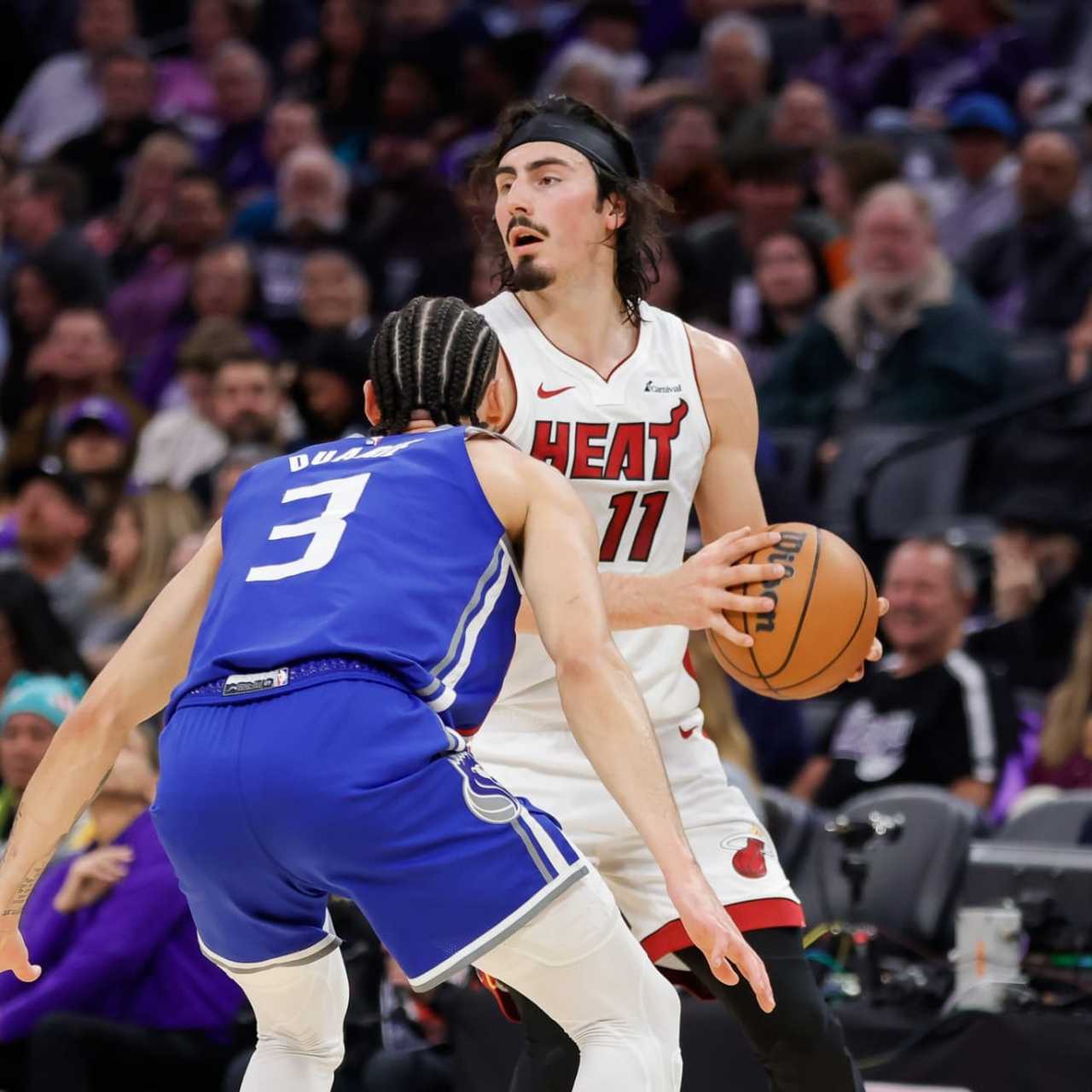 开云官网-赛后迈阿密热火备战NBA常规赛,手感冰凉细节曝光,话题不断,更衣室氛围转暖的简单介绍