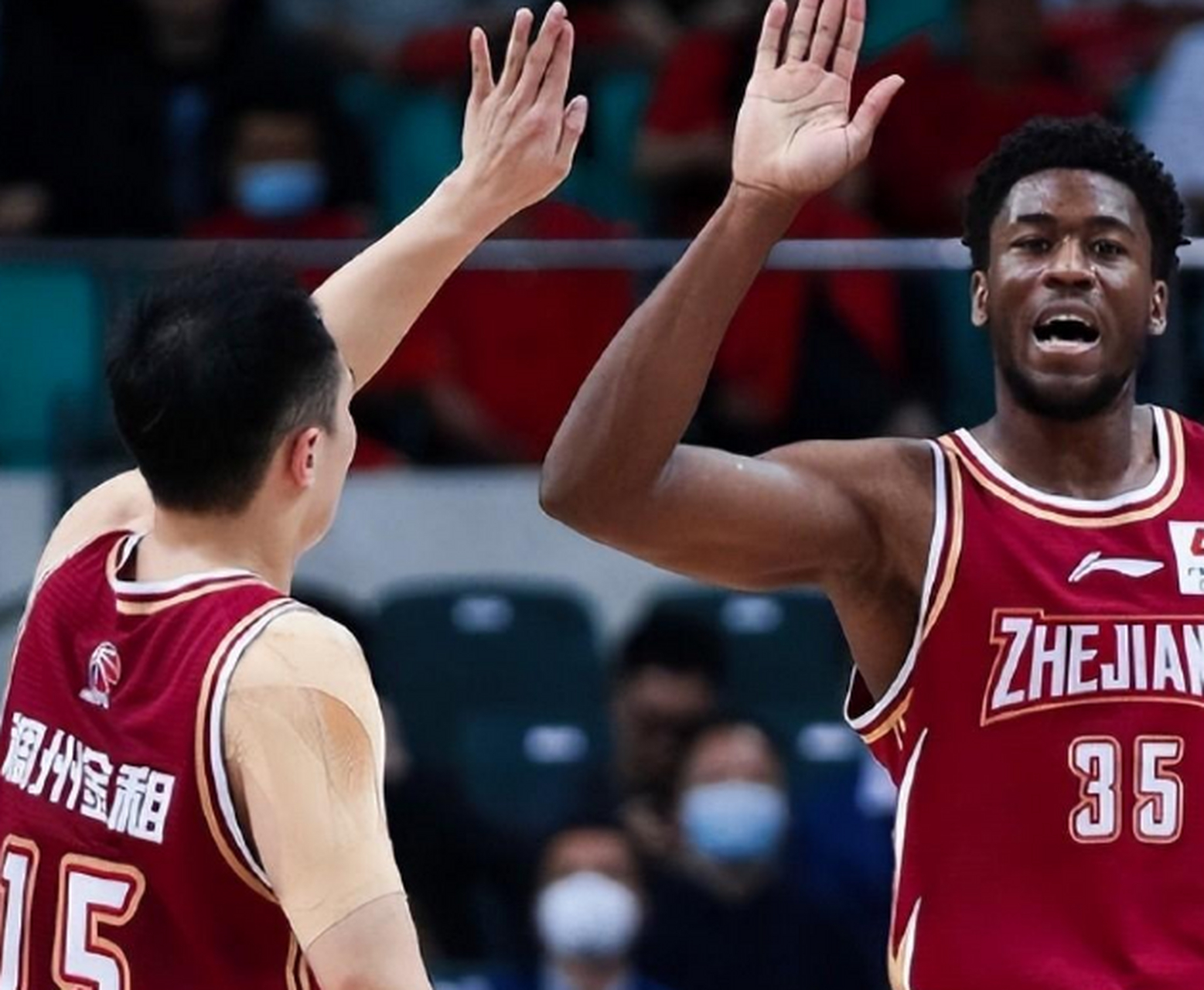 开云网页版-包含浙江稠州发布备战花絮，集结日队长鼓劲，CBA季后赛任务艰巨，阵容厚度经受考验的词条